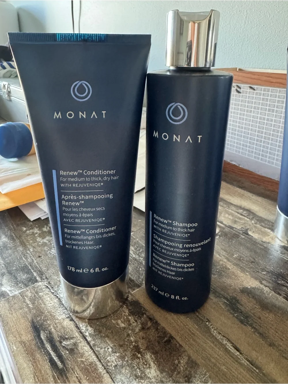 Renew™ Shampoo & Conditioner Set - Black
